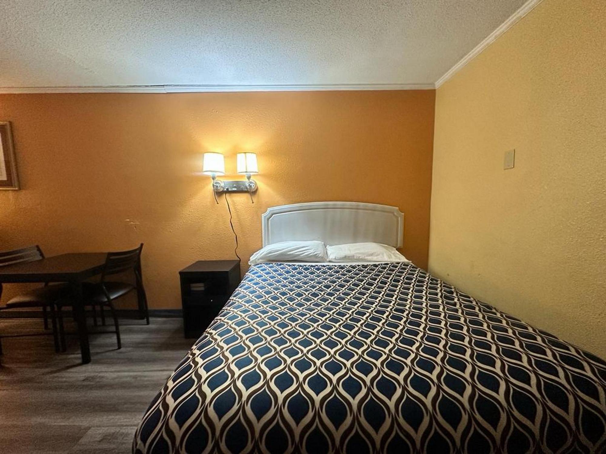 Loyalty Inn Rockingham Esterno foto