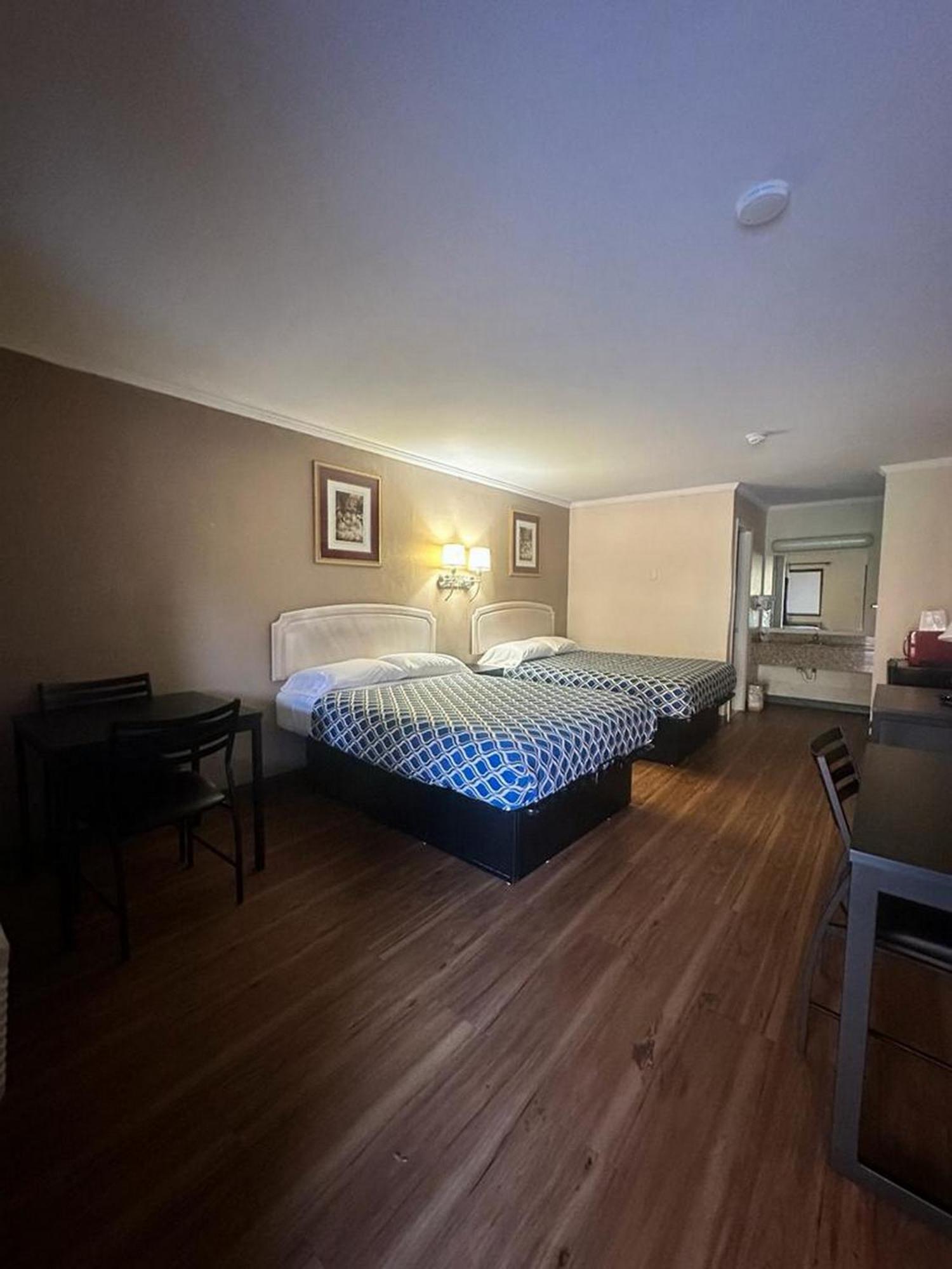 Loyalty Inn Rockingham Esterno foto