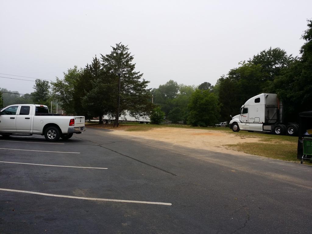 Loyalty Inn Rockingham Esterno foto